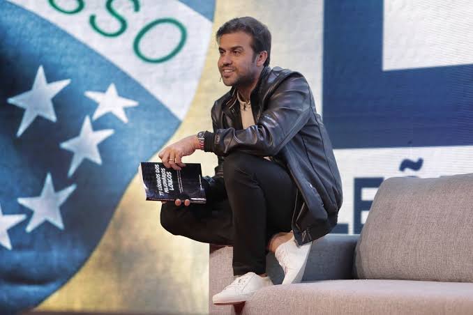 B3D9D018-5BF5-43C1-917F-C34E466B1667