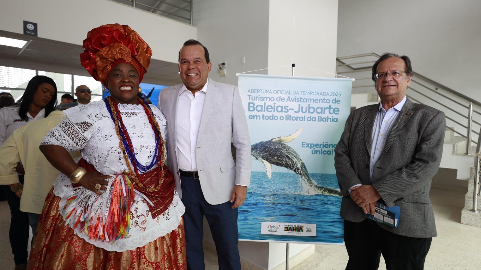 Bahia celebra o início do avistamento de baleias-jubarte com enfoque no turismo sustentável
