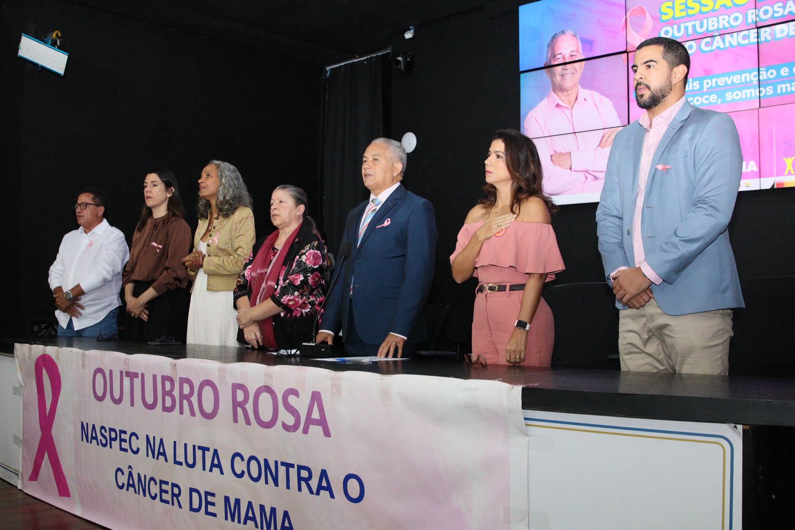 Sessão do Outubro Rosa destaca prevenção e diagnóstico precoce do câncer de mama