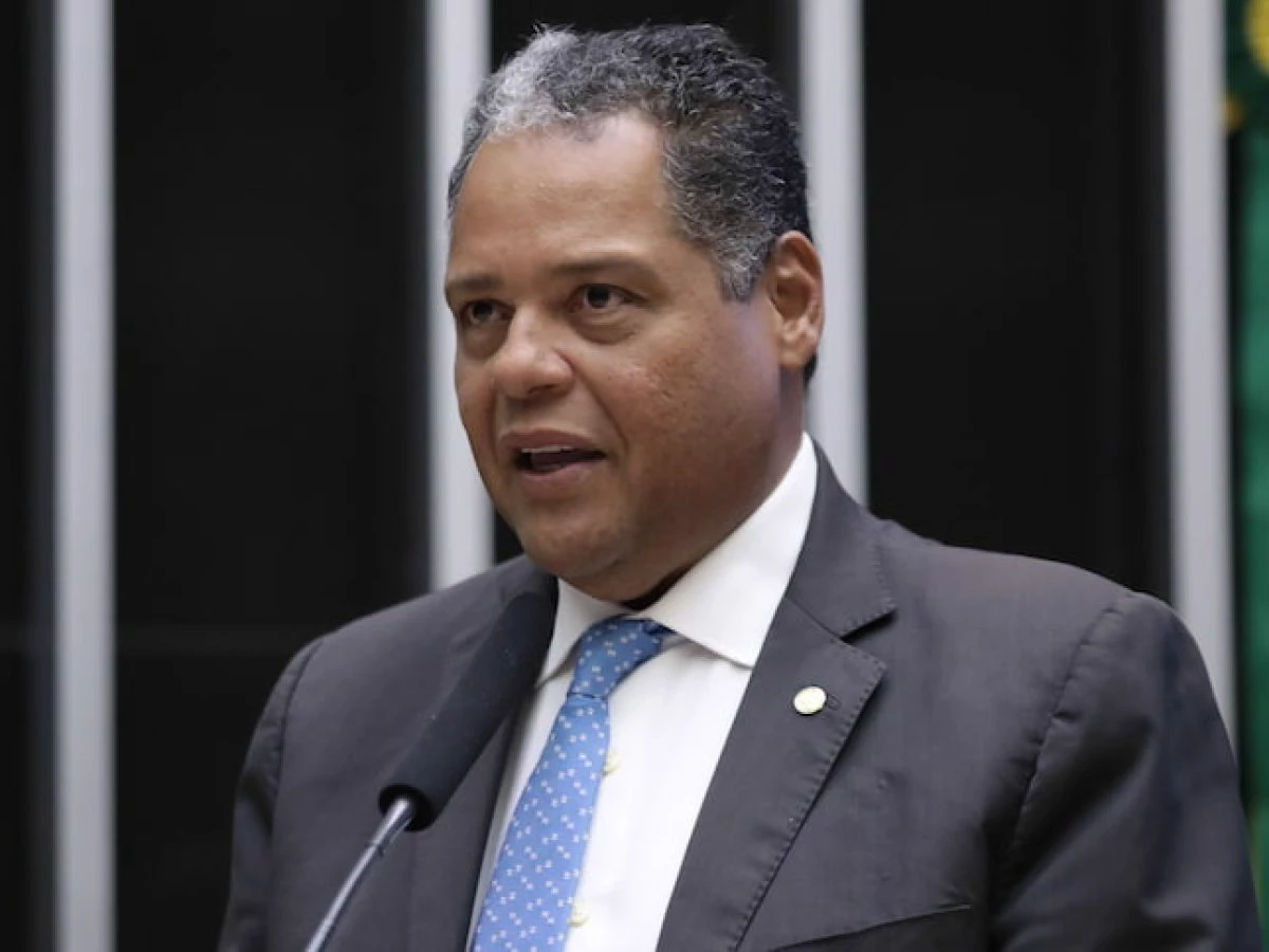 antonio-britto-psd-Foto-Zeca-Ribeiro-Camara-dos-Deputados-1200x900