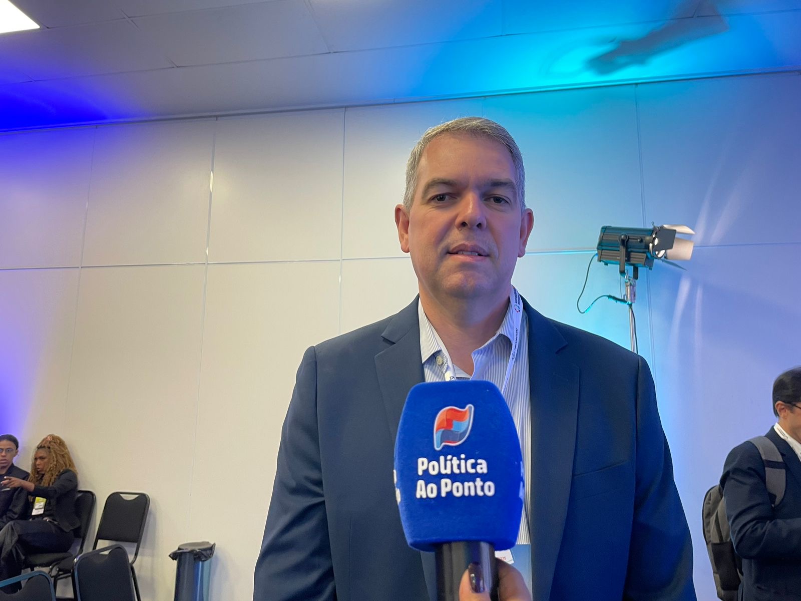 8FA100F8-B45C-4A76-8AA7-D81249062A41