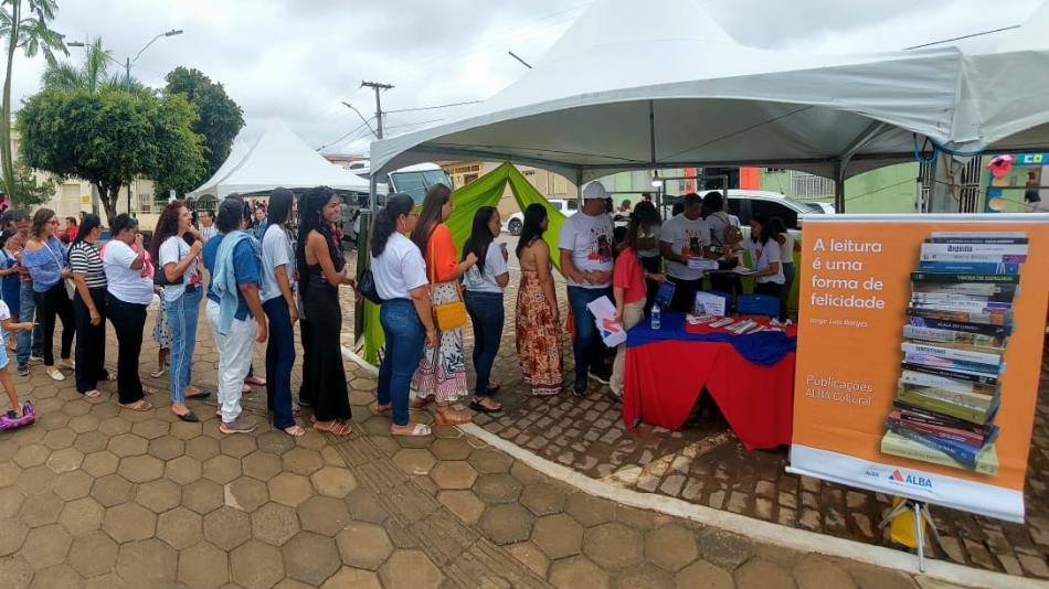 Programa ALBA Cultural marca presença na Festa Literária de Seabra